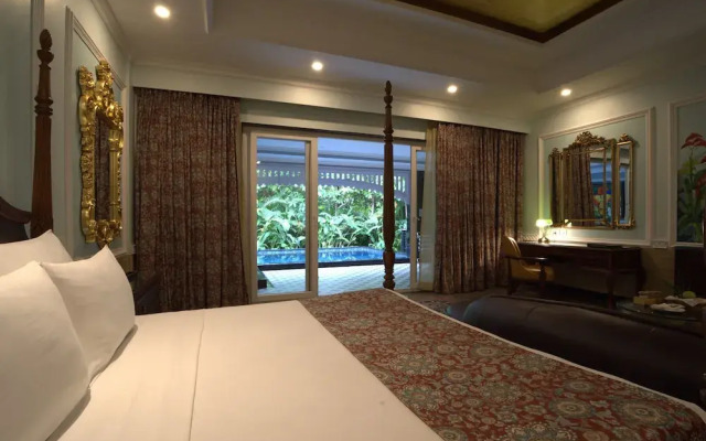 Mayfair Oasis Resort & Convention