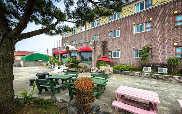 Che-Hui Western Hotel