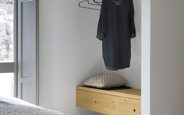Dreambox Mykonos Suites