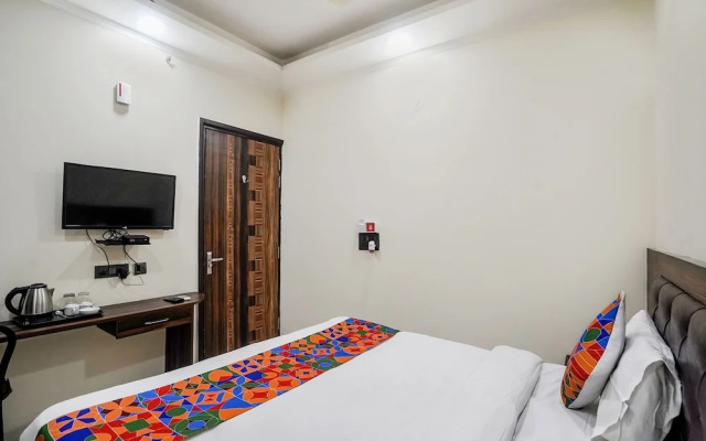 Fabhotel 17 Suites
