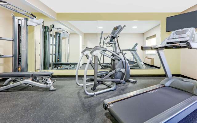 Baymont by Wyndham Plano