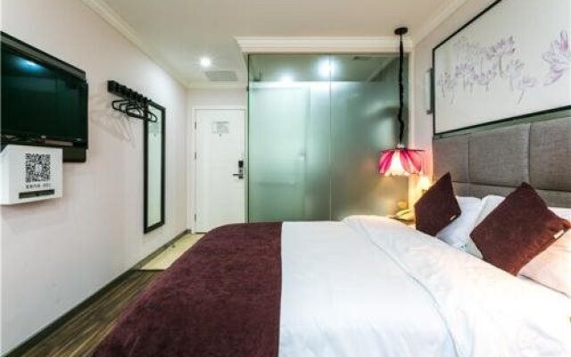 Blooming Hotel