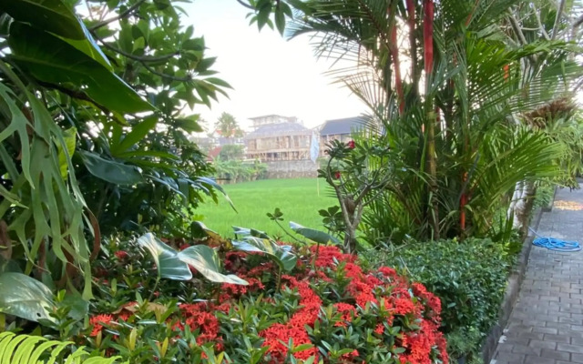 RedDoorz @ Nelayan Canggu