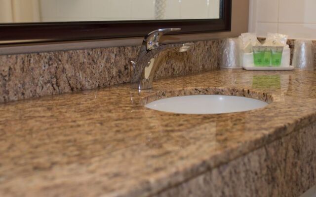 Capital Hill Hotel and Suites