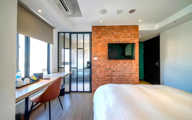 Отель East Taichung