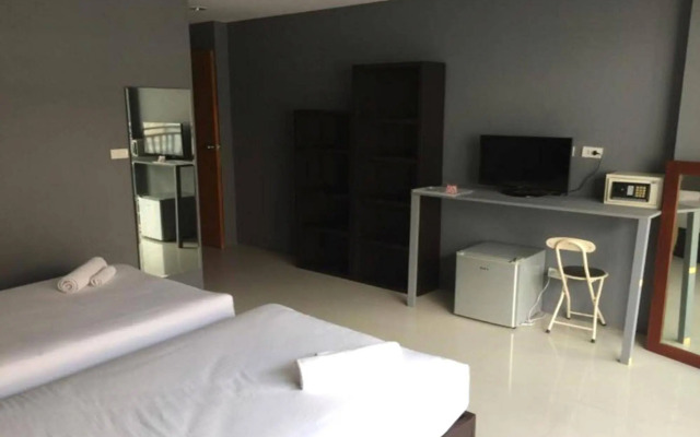 Sweet Hotel