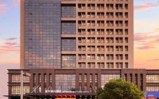 Myroom Boutique Hotel