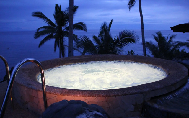 Blue Star Dive & Resort
