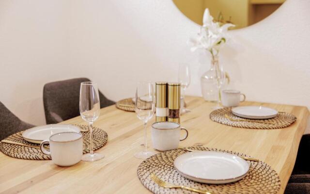 St. Georgen-Strasse Studios by VISIMO - Design. City. Nature