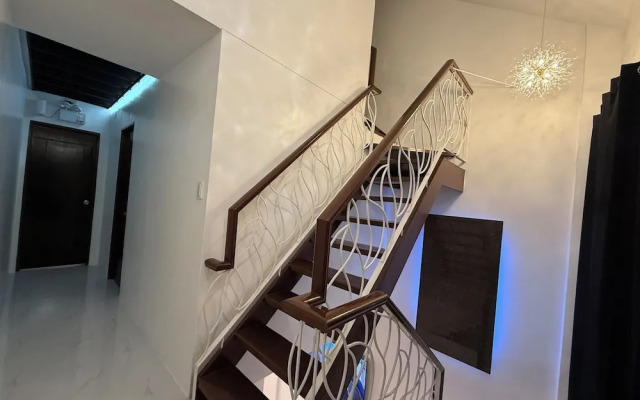 Kandi Suites 2BR with private Jacuzzi