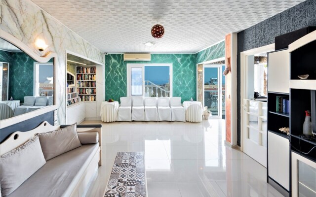 Lovely 2-Bed Apartment in HER