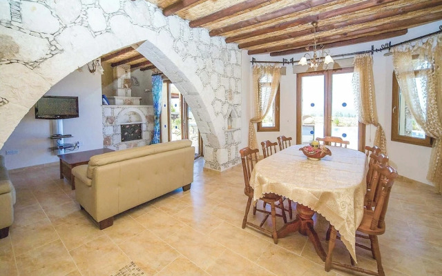 Villa Stavroulla