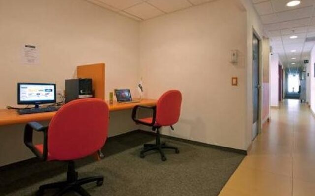 City Express Junior Guadalajara Periférico Sur