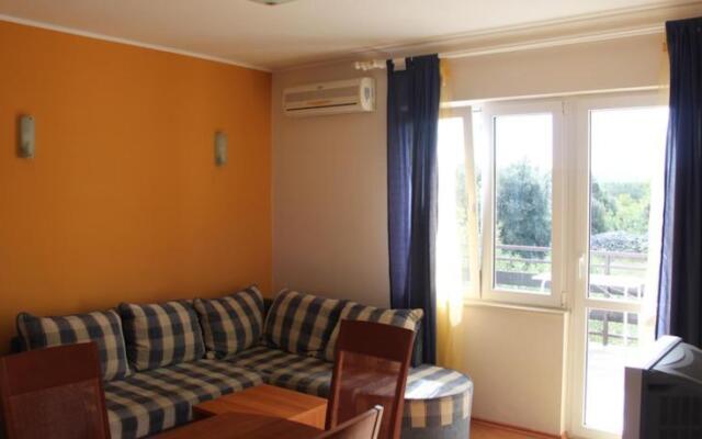 Apartments Dorotea - Jezera