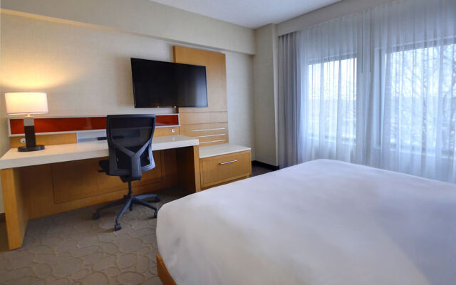 Wyndham Glenview Suites Chicago North