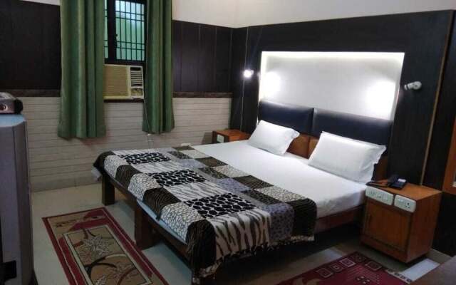 Zigzag Hostel Agra
