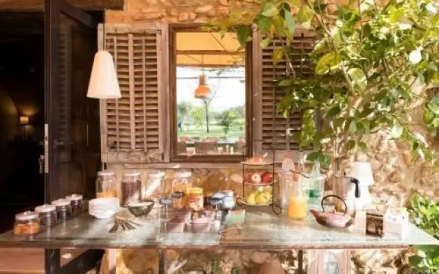Can Patiras B&B