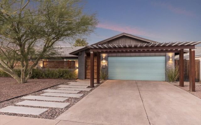 Serene Tempe Resort