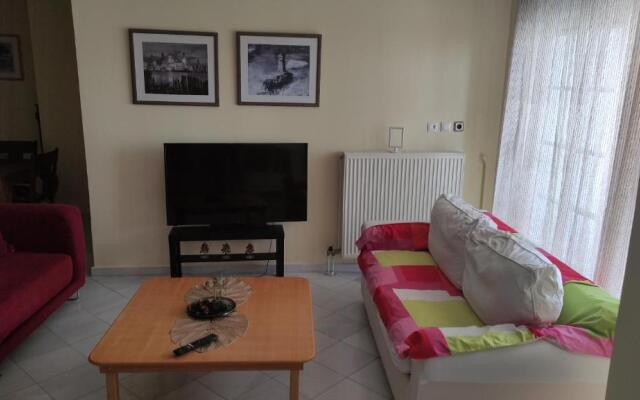 Xanthi's Central Apartment