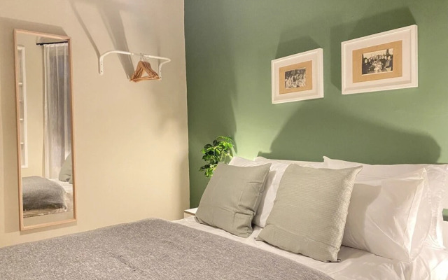 Sleek Flat With Central Location in Beyoglu