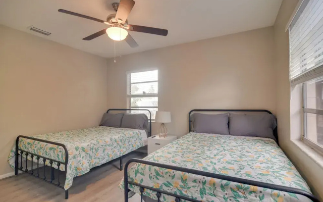 4 Mi to Dtwn: Pet-friendly Tampa Retreat