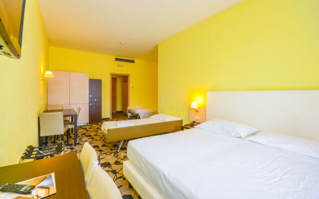 Regal Hotel