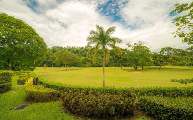 Veranda 8F - 2 bdr 2 Bath - Condo
