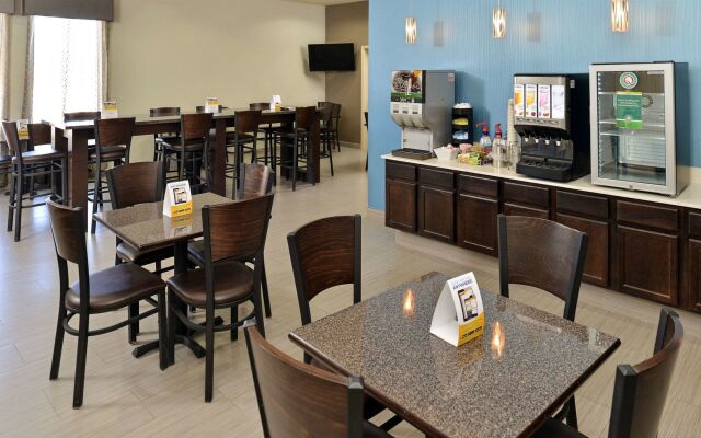 Western Inn & Suites