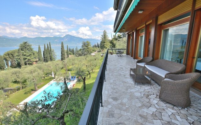 Villa Casa Madre With Pool