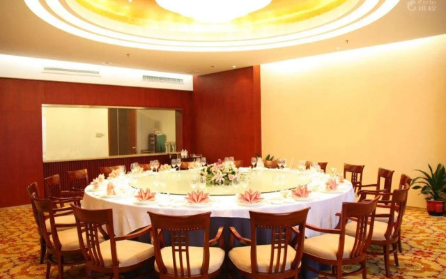 Dolton Changsha Spa Hotel