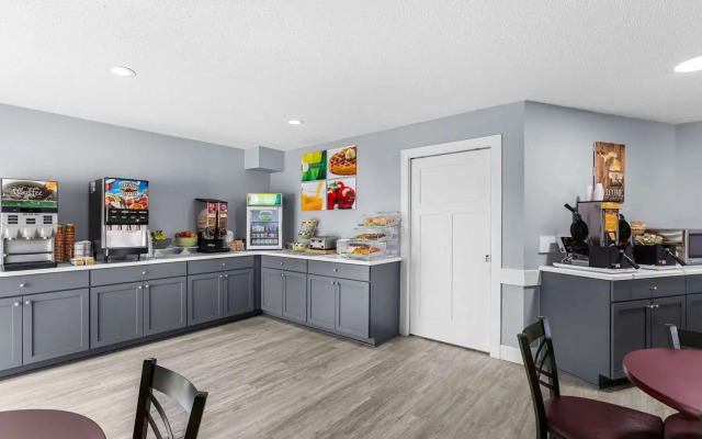 Quality Inn Lakefront