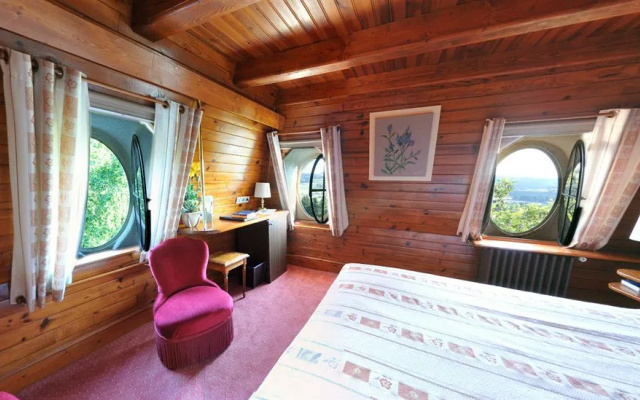 Relais Saint Roch Rest. La Petite Maison