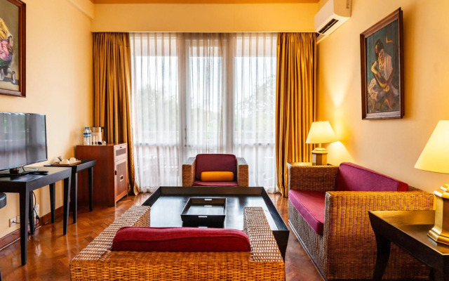 Inya Lake Hotel