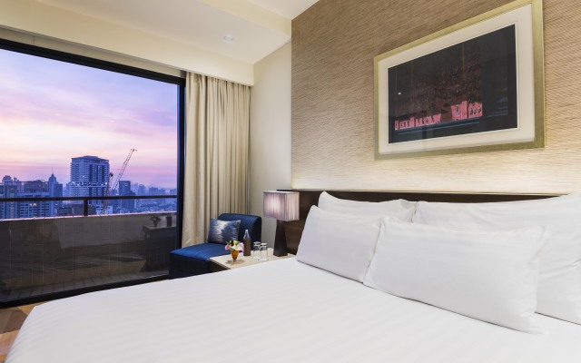 Emporium Suites by Chatrium