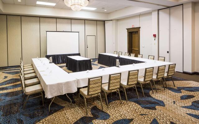 enVision Hotel & Conference Center Mansfield-Foxboro