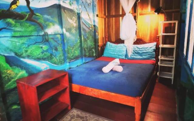 Hidden Jungle Beach House