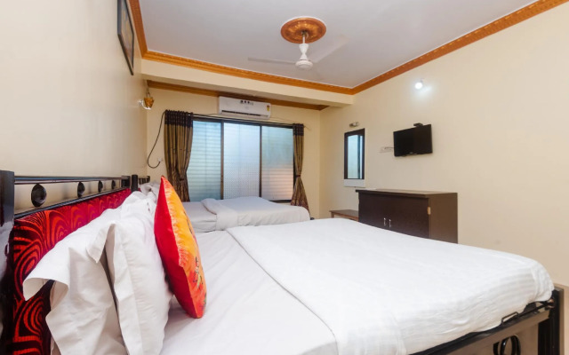 Spot on 38779 Roshan Residency