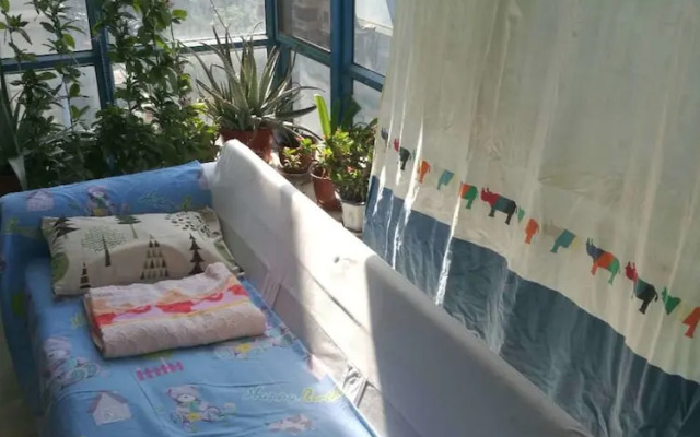 Golden guesthouse