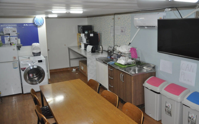 DH myeongdong guesthouse