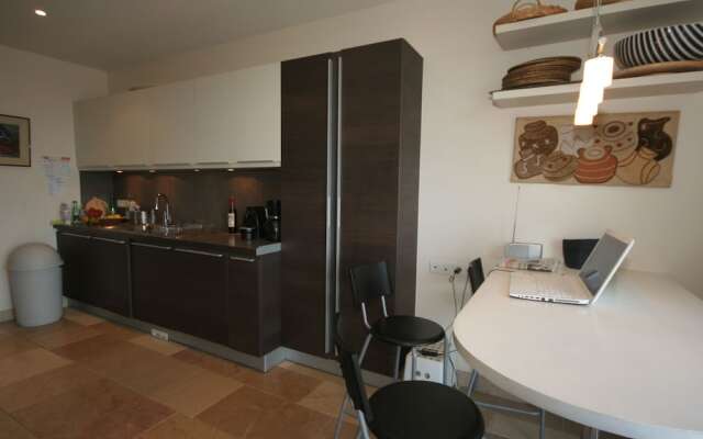 Beautiful Holiday Home in La Trinite-sur-mer With Garden