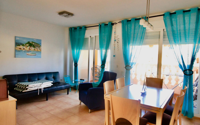 Delightful apartment in Denia with shared pool