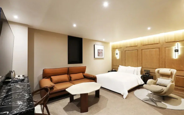 Mari Hotel Chungju
