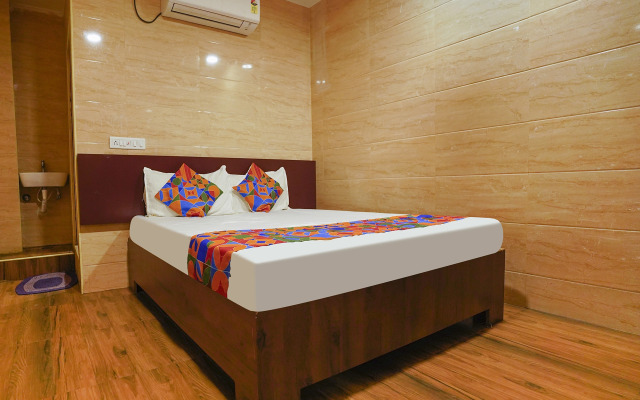 Fabexpress Arunachala Guest House