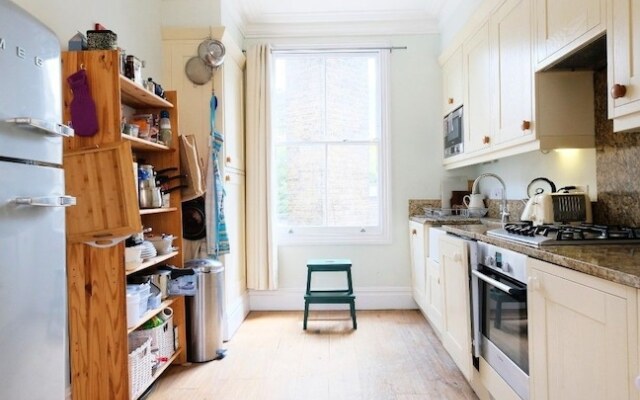 3-br Spacious Flat in Central London