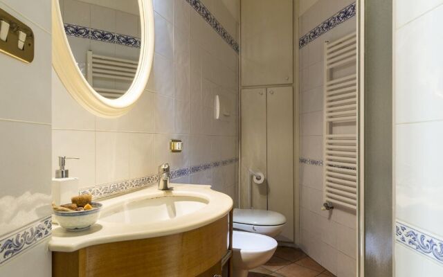 Lemon Tree Apartment Sistine Chapel