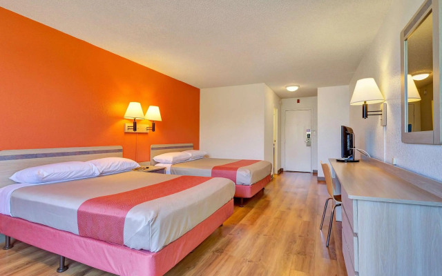 Motel 6 Belmont, CA - San Francisco - Redwood City