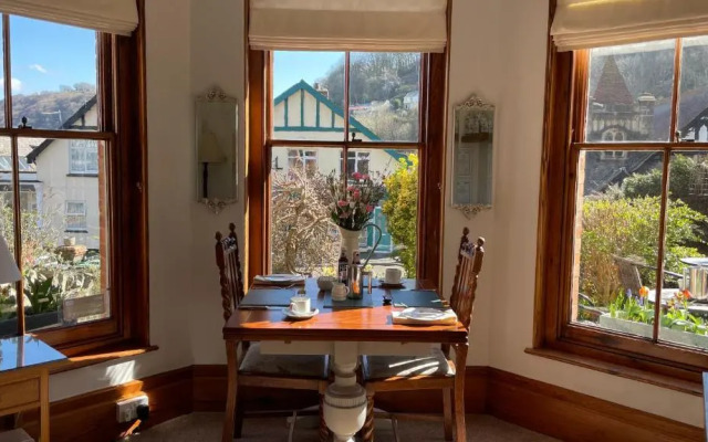Southcliffe Bed & Breakfast