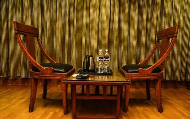 Lofty Seasons Service Apartments