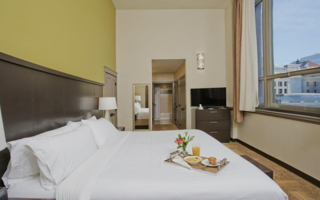 Staybridge Suites Baltimore - Inner Harbor by IHG
