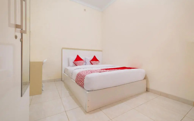 Oyo 2914 Teratai Guest House